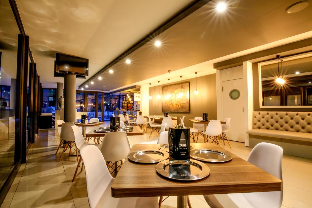 The Nicol Hotel And Apartments Johannesburg Esterno foto