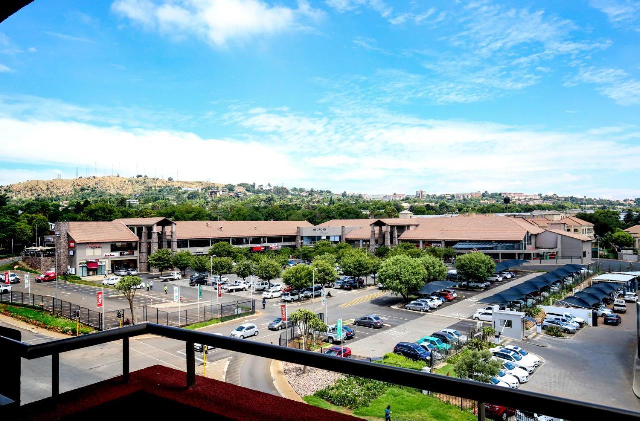 The Nicol Hotel And Apartments Johannesburg Esterno foto